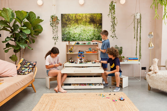 Does using LEGO® pieces help develop creativity?