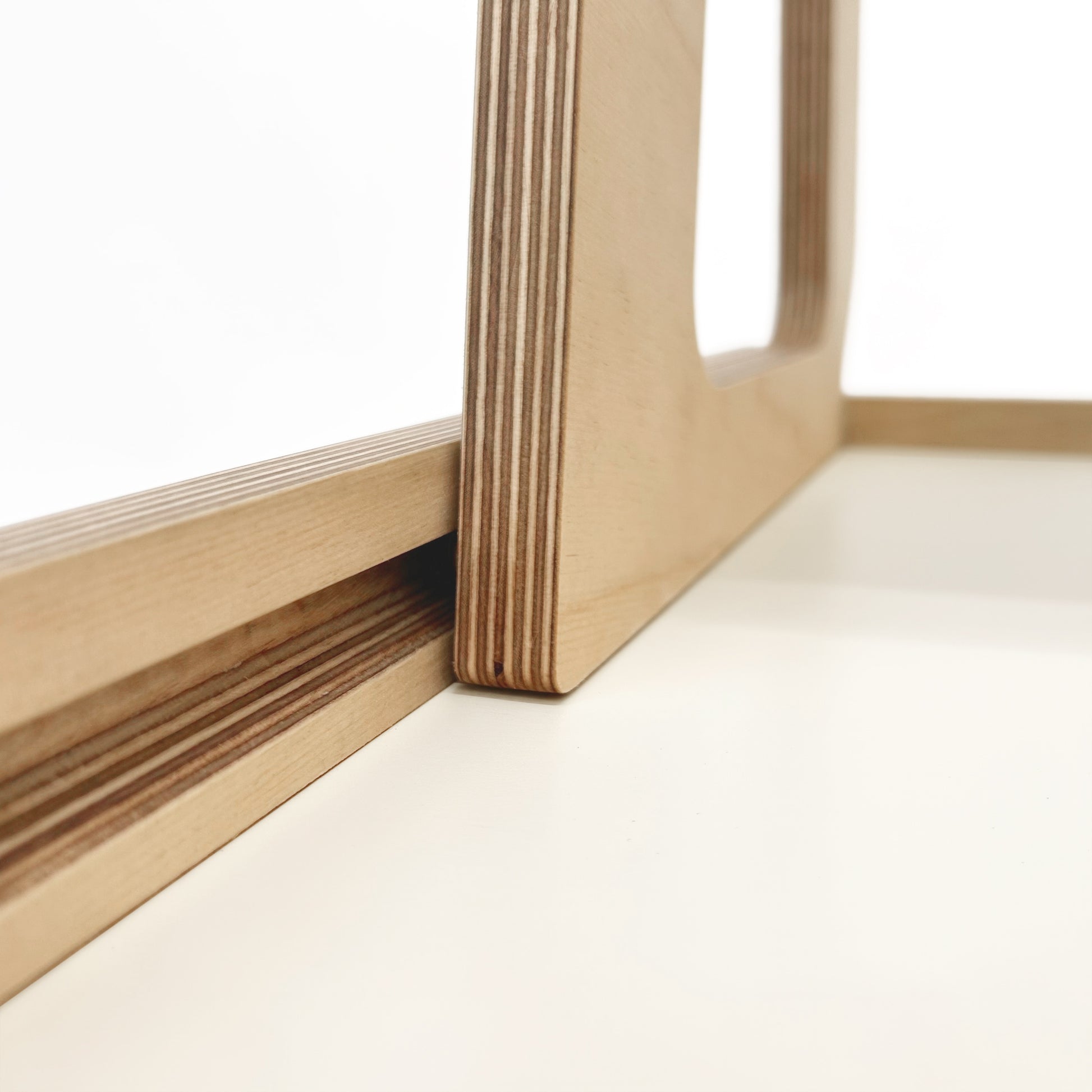 Cream Brickle Bach Shelves - close up detail