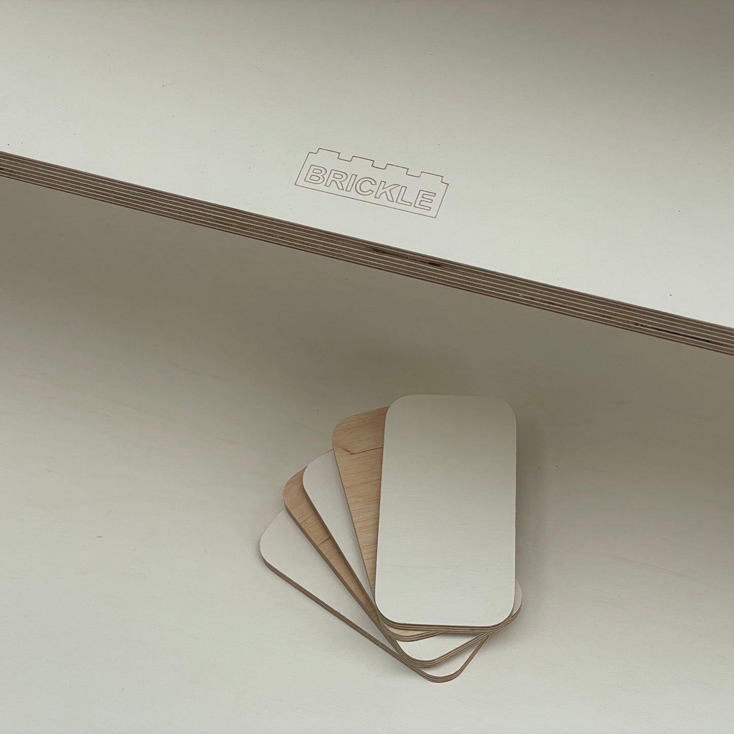 Brickle Shelves - detail