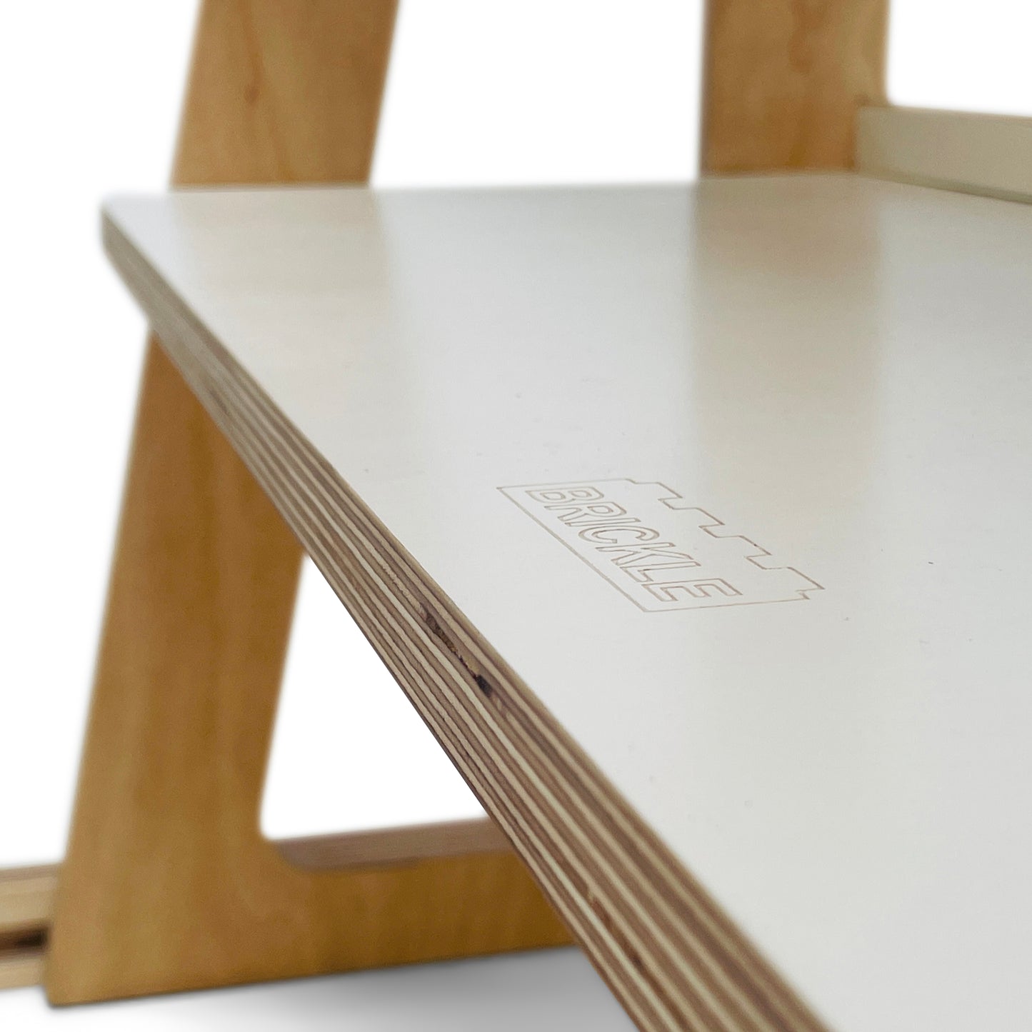 Brickle shelves - detail